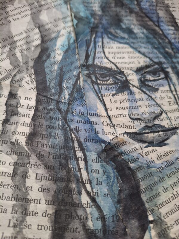 Aquarelle originale sur superposition de pages de livres - "Femmes" 4 – Image 2